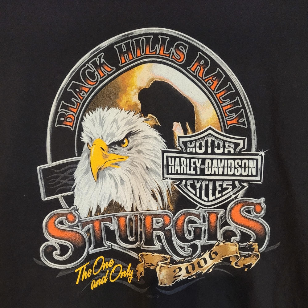 Nice Lot Of Three Men's XL Harley Davidson SS T-shirts.  Black And Navy Blue